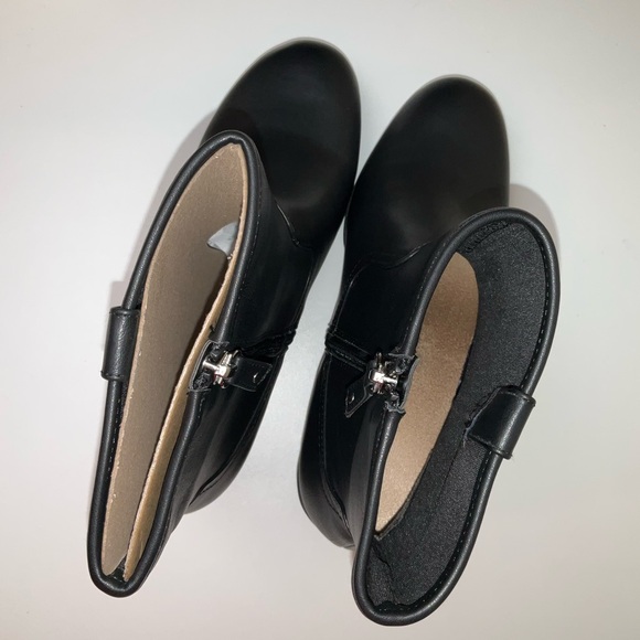 Dr. Scholl's Pearl Bootie In Black - Picture 8 of 16